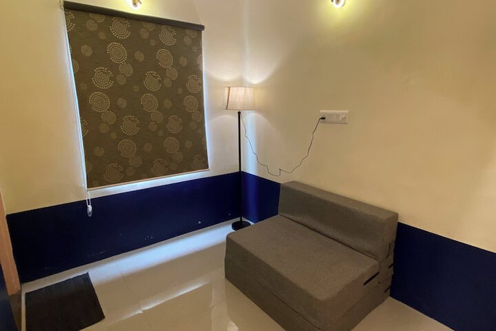 Room 76 of 189
