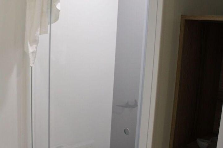 Room 93 of 117