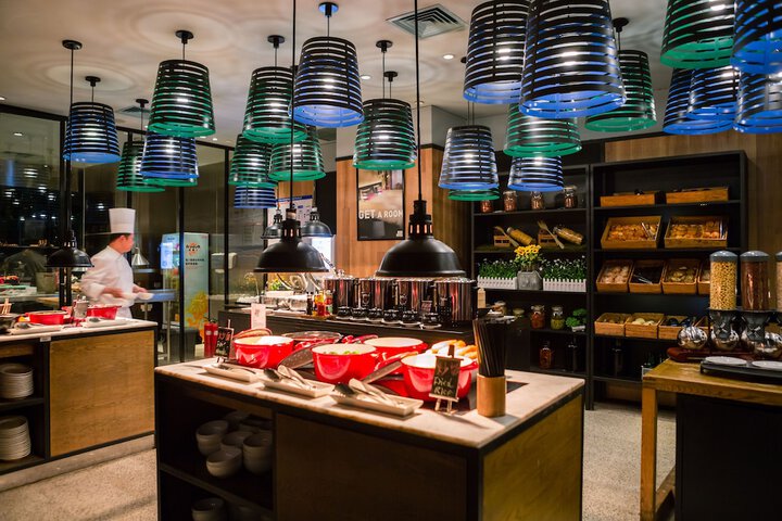 Breakfast buffet