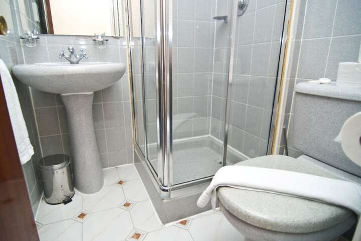 Clean Restrooms