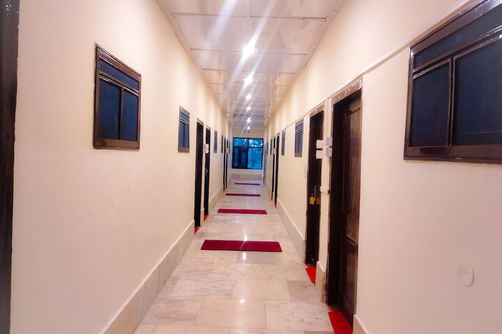 Hotel Surya Resort
