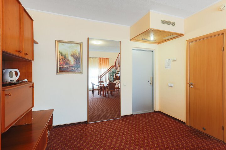 Room 49 of 88