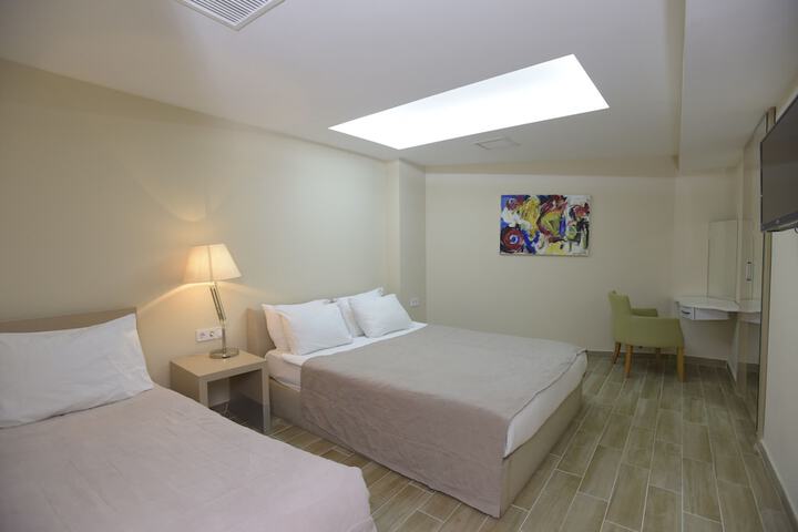 Room 18 of 46