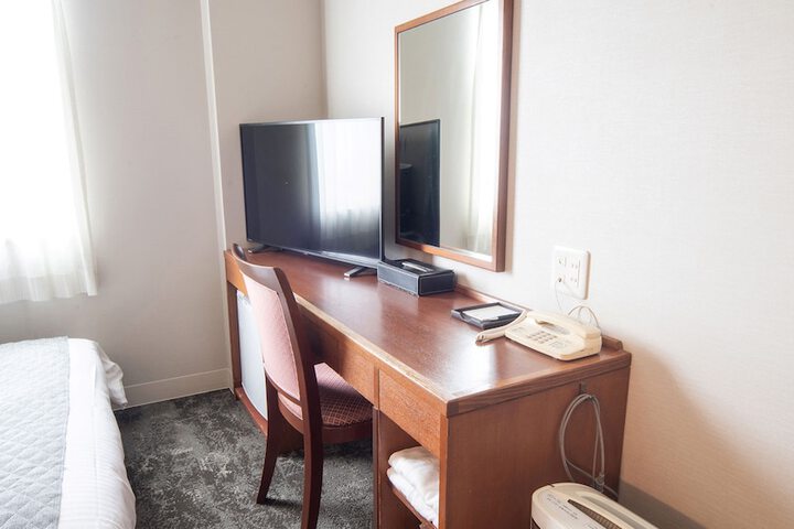 Room 9 of 57