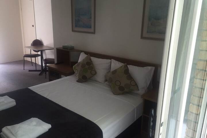 Room 6 of 30