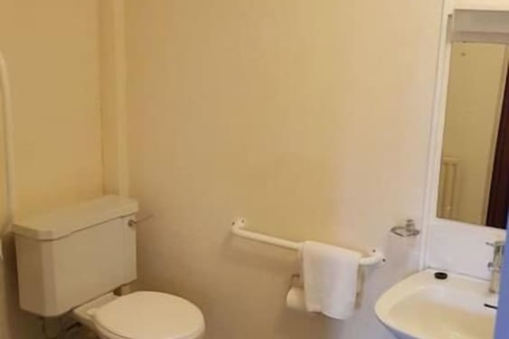Room 8 of 23