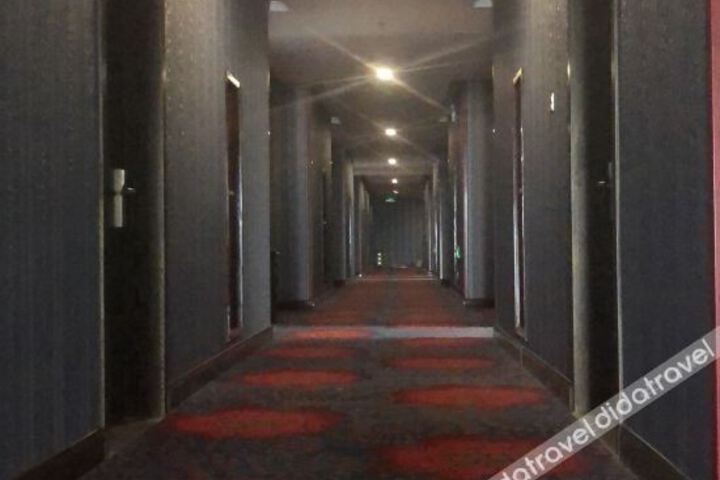 Hotel Interior 9 of 21