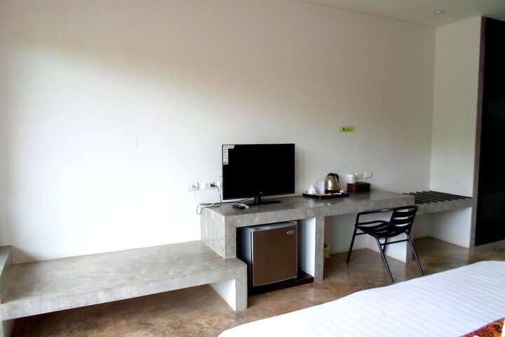 Room 30 of 51