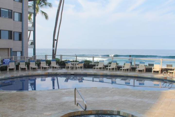 Pool Hotel
