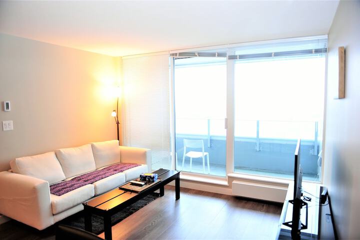 Room 10 of 19