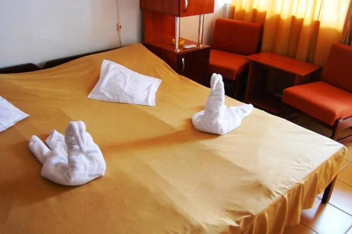 Room 4 of 21