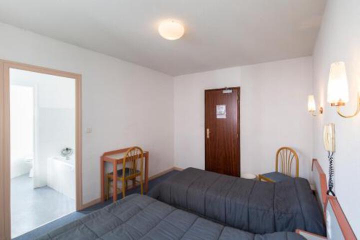 HOTEL SAINT AVIT