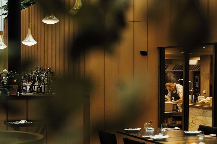 Dining 82 of 105