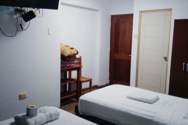 Room 16 of 36
