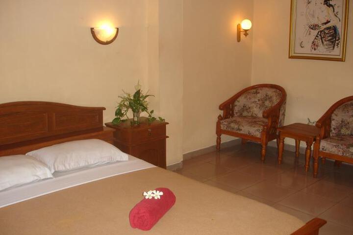 Room 3 of 5
