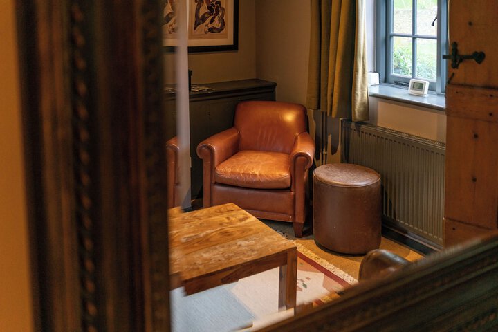 Room 47 of 94