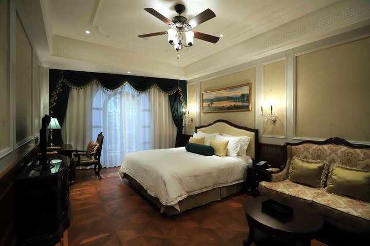 Room 41 of 111