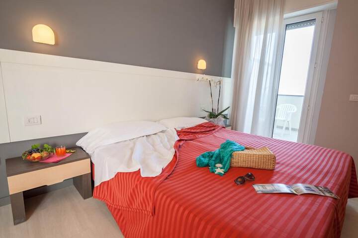 Room 10 of 58