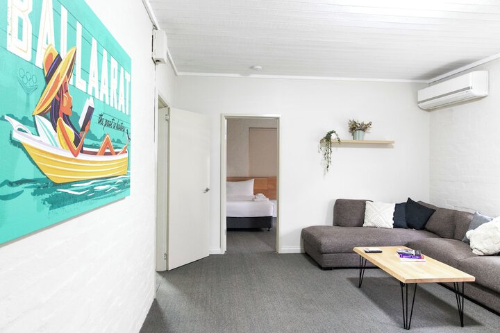 Room 41 of 62
