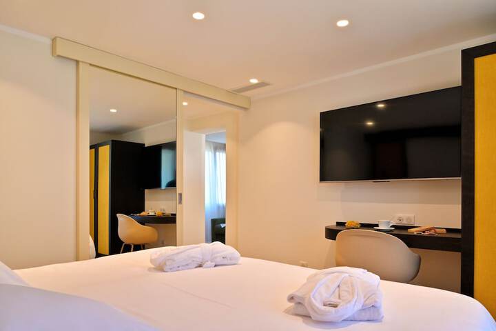Room 11 of 62