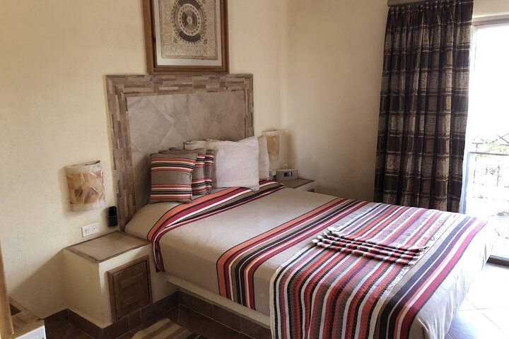 Room 8 of 35