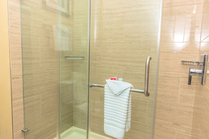 Bathroom shower