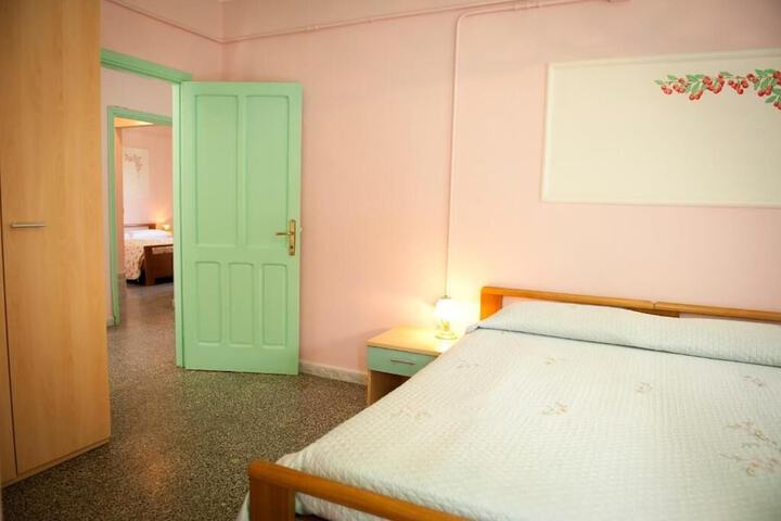 Room 11 of 44