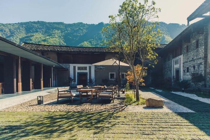 Exterior of Tsingpu Tulou Retreat