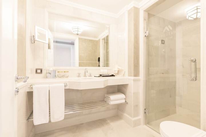Bath Photo