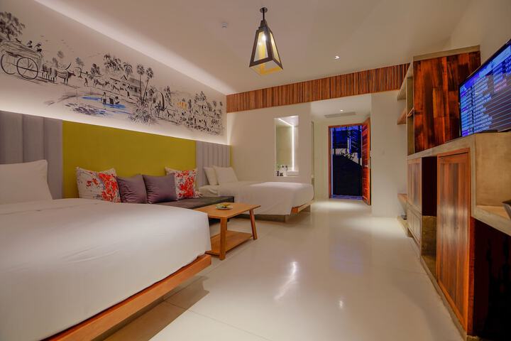 Room 26 of 169