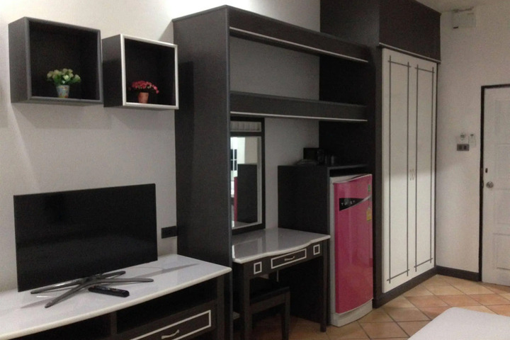 Photo 12