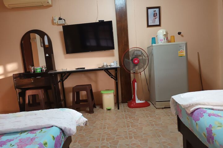 Room 21 of 104