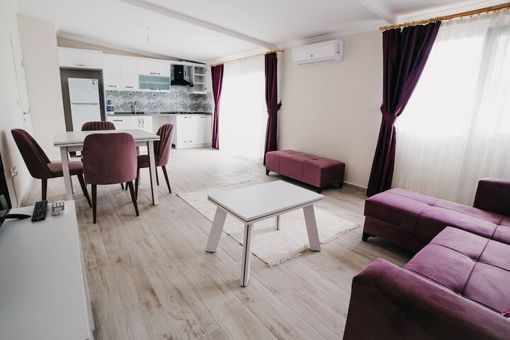 Room 30 of 74