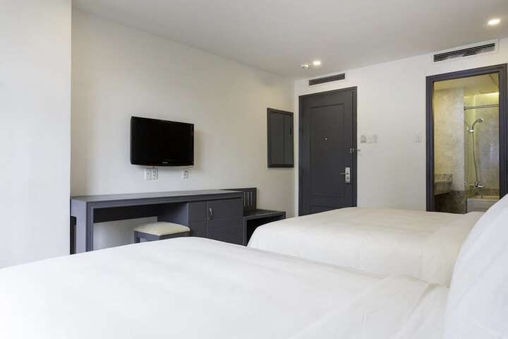 Room 14 of 70