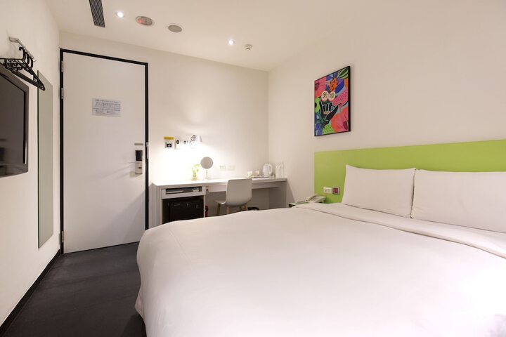 Room 38 of 51