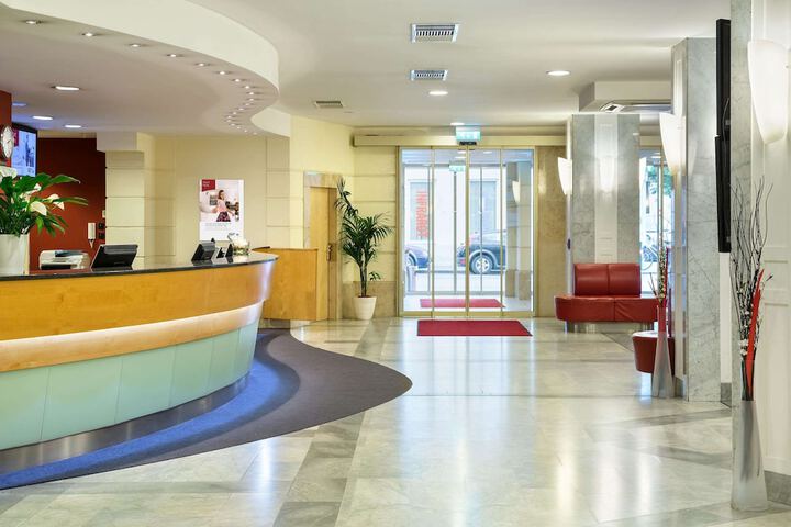 Hotel Lobby