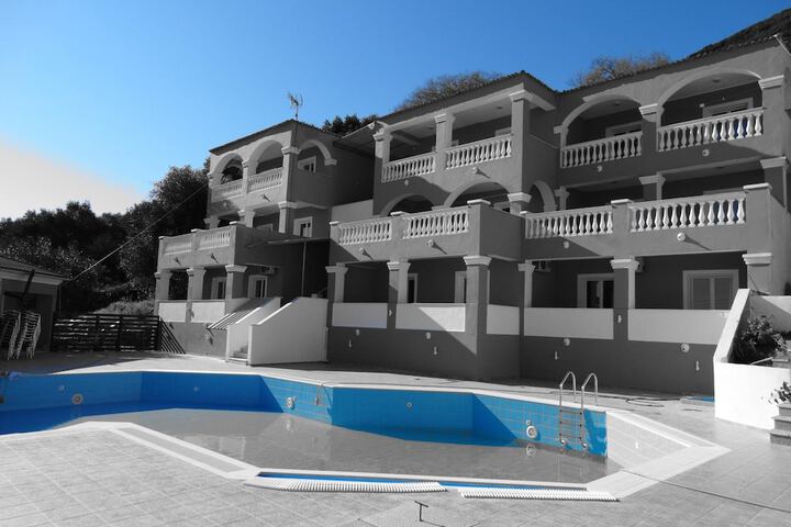 Pool 45 of 57