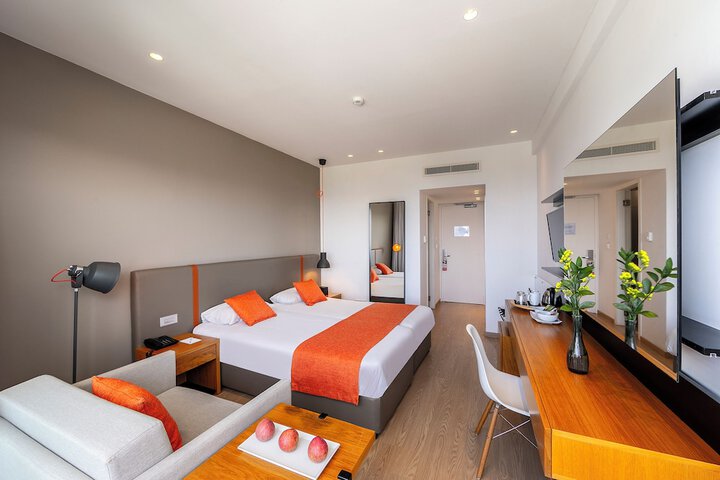 Room 20 of 75