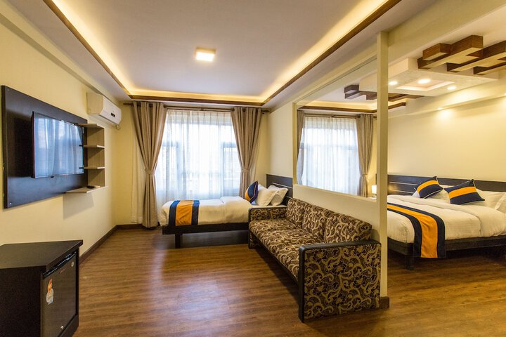 Room 12 of 72