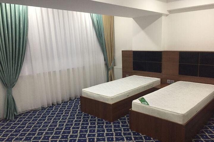 Room 20 of 32