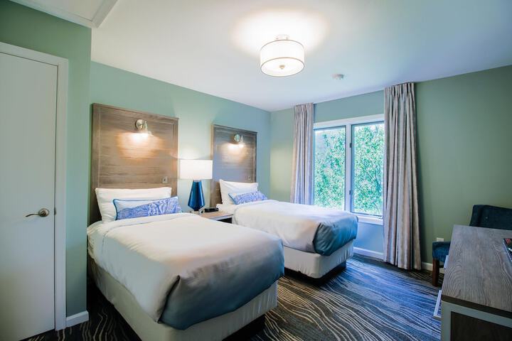 Room 9 of 44