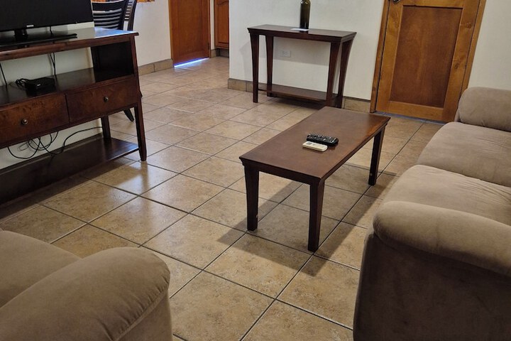 Room 19 of 32