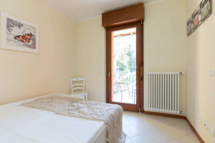 Room 194 of 450