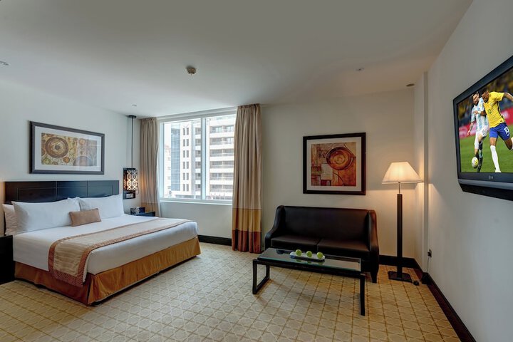 Room 81 of 211