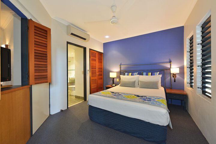 Room 5 of 26