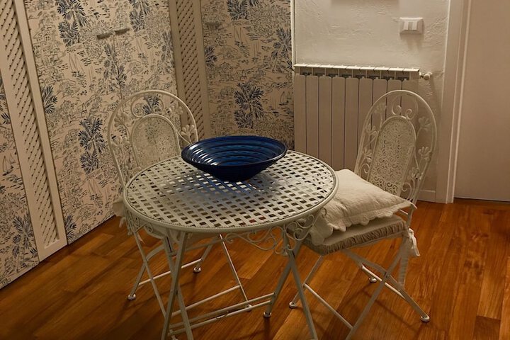 Room 34 of 74