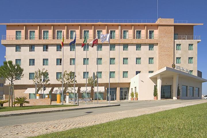 Hotel Entry