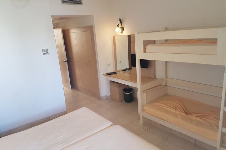 Room 12 of 55