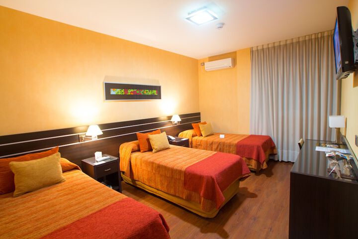 Room 21 of 37