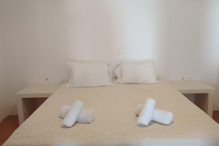 Room 46 of 85